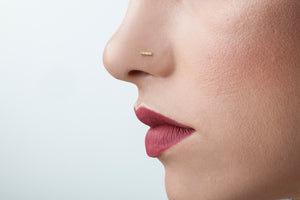 Diamond Bar Nose Stud - Bia