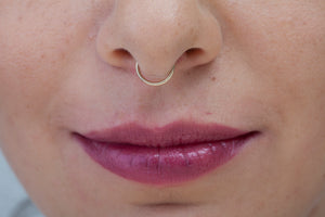 14k Solid Gold Plain Seamless Nose Hoop - Enso